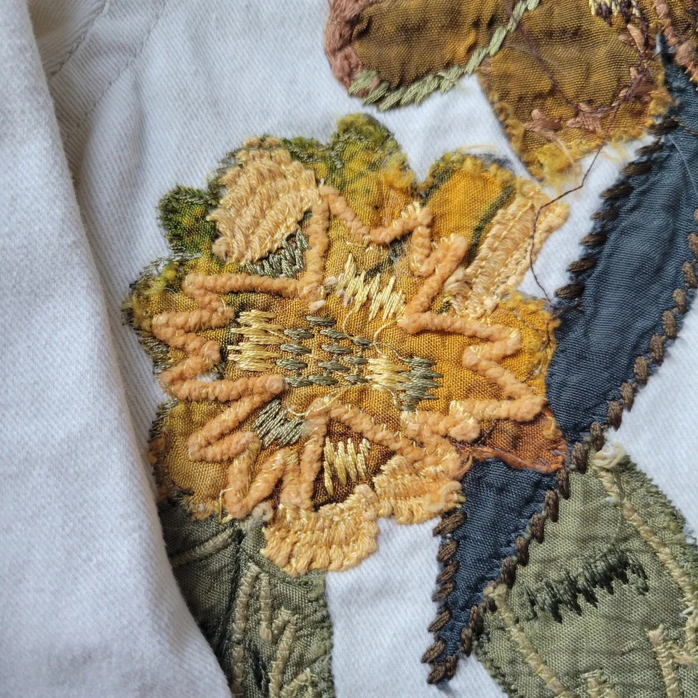 Laura Ashley Petite White Jacket with Embroidery - Picture 4 of 17
